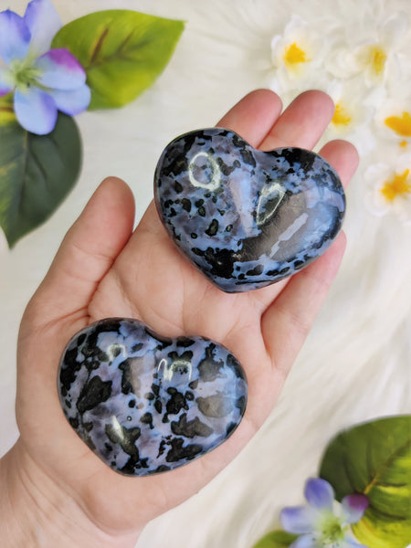 Indigo Gabbro Puffy Heart