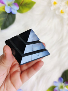 5cm Shungite Pyramid Stone