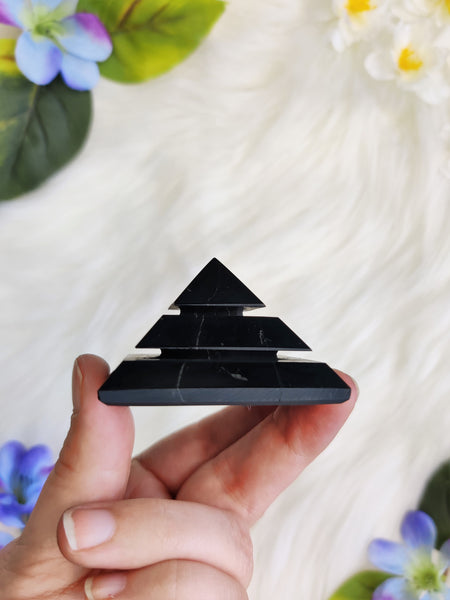 5cm Shungite Pyramid Stone