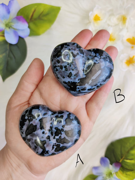 Indigo Gabbro Puffy Heart