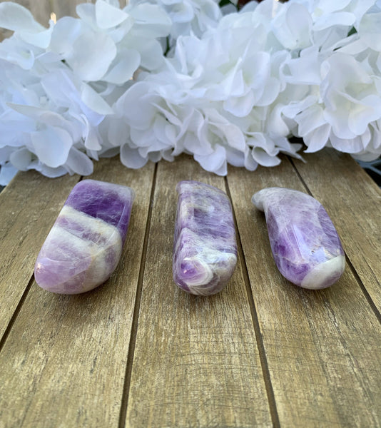 Amethyst Curved Massage Wand