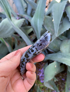 Indigo Gabbro Curved Massage Wand