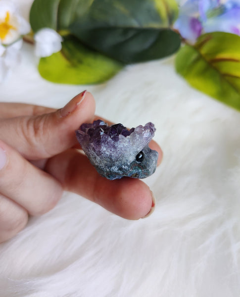 Wide Face Amethyst Cluster Hedgehog