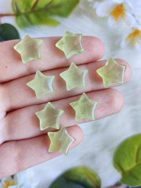 Tiny Prehnite Puffy Star