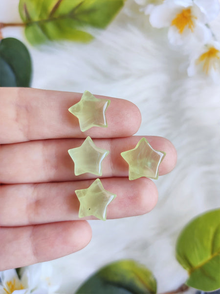 Tiny Prehnite Puffy Star