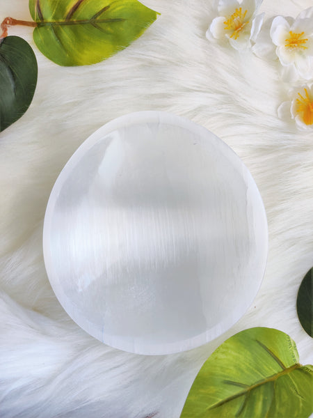 Round Selenite Bowl (L)